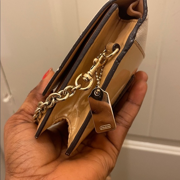 Coach, please check a picture of condition - Picture 5 of 17